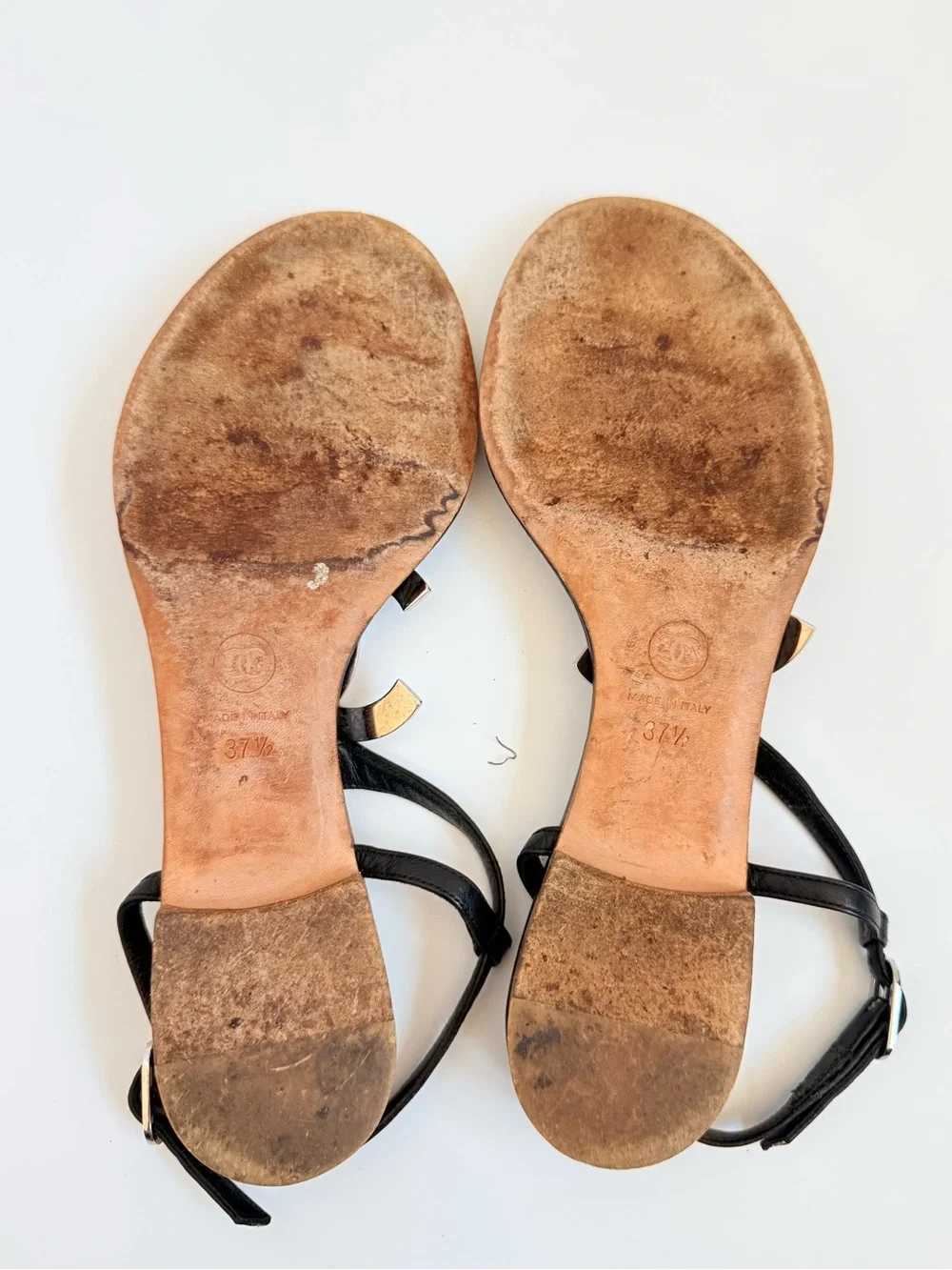 Chanel G25991 Black Leather CC Logo Thong Sandals Cruise Resort Size 37.5